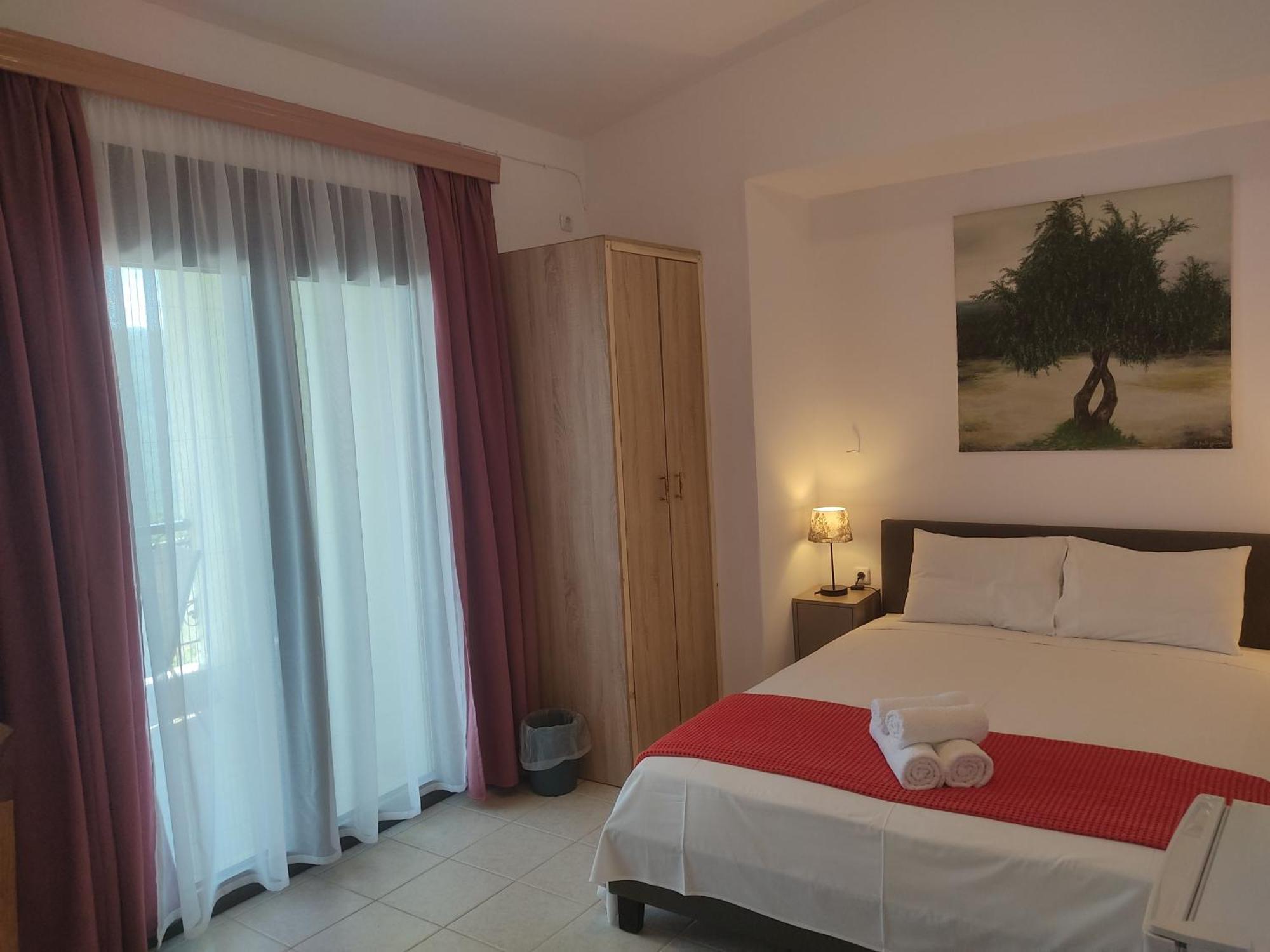 Hotel Xenonas Κithαiron à Vília Extérieur photo