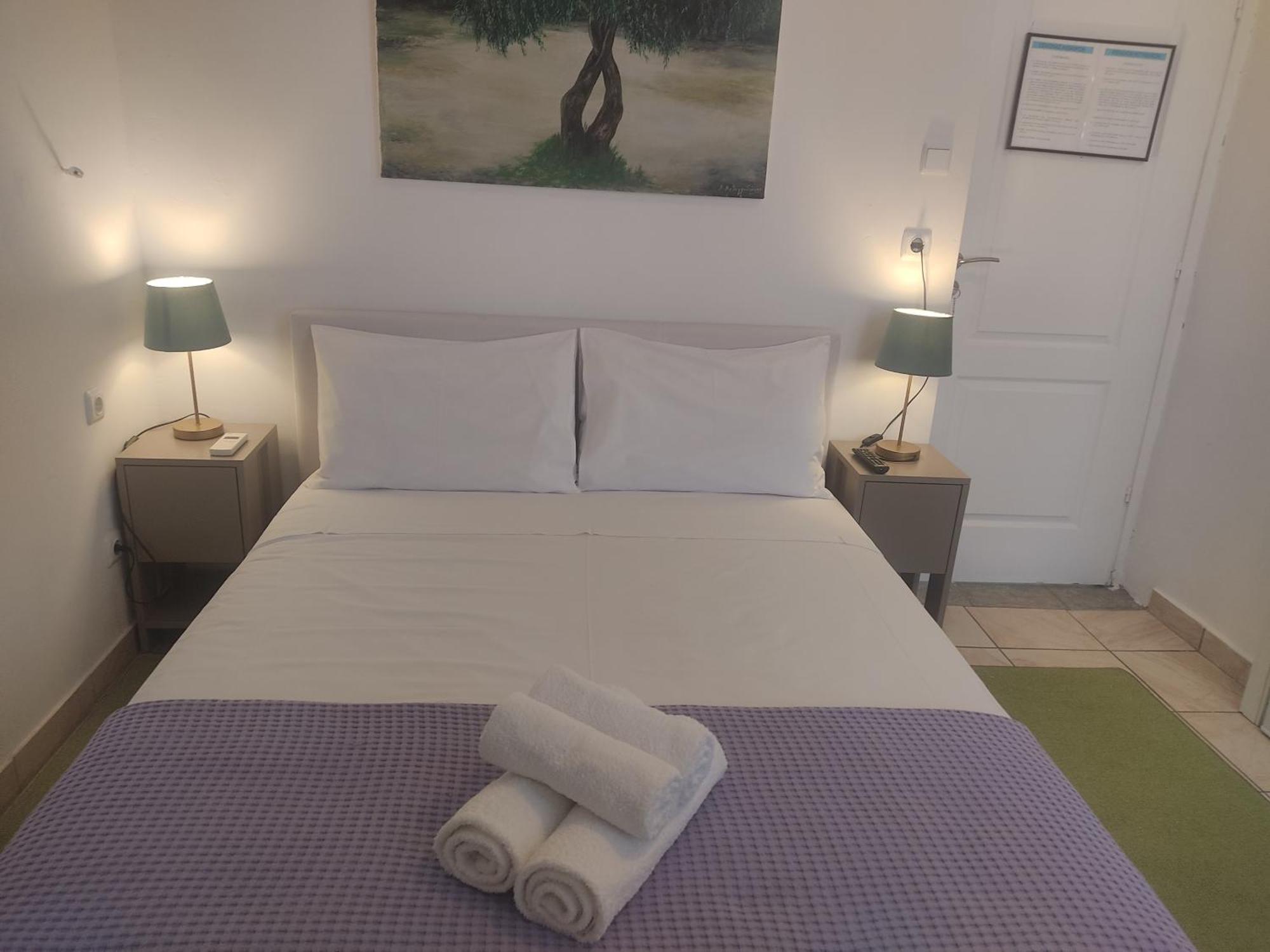 Hotel Xenonas Κithαiron à Vília Extérieur photo